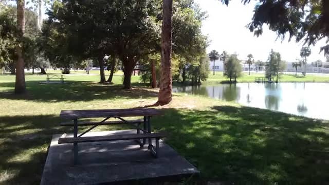 Lake Williams & Lake Mary Park - Image 1