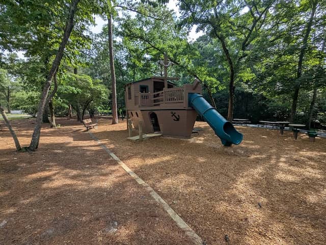 Blue Lake Park - Image 1