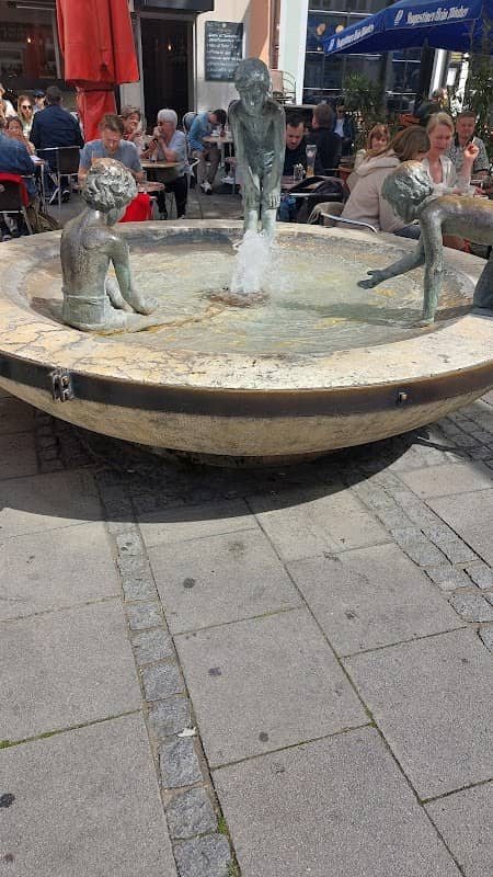 Buben Brunnen - Image 1