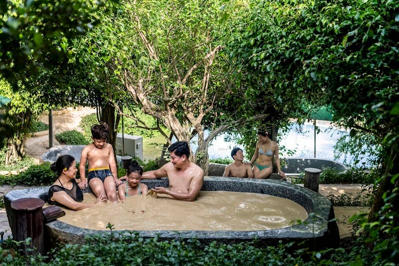 Hòn Tằm Mud Bath - Image 1