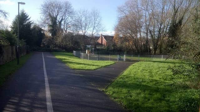 Woodcote Way park - Image 1