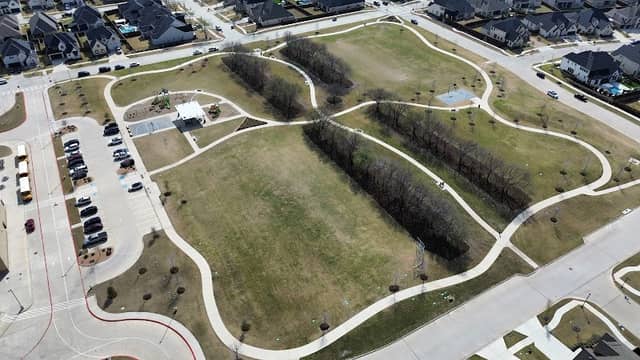 Hackberry Park - Image 2