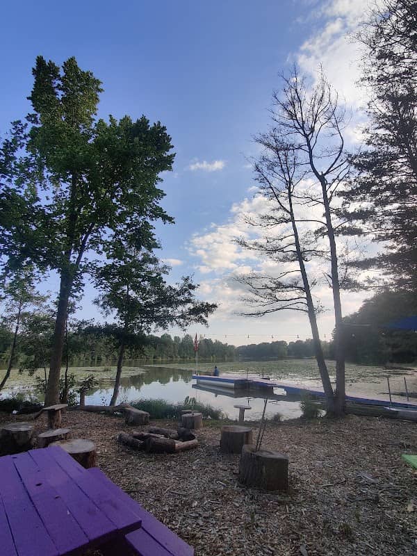 Steady Eddy's Waterside - Image 1