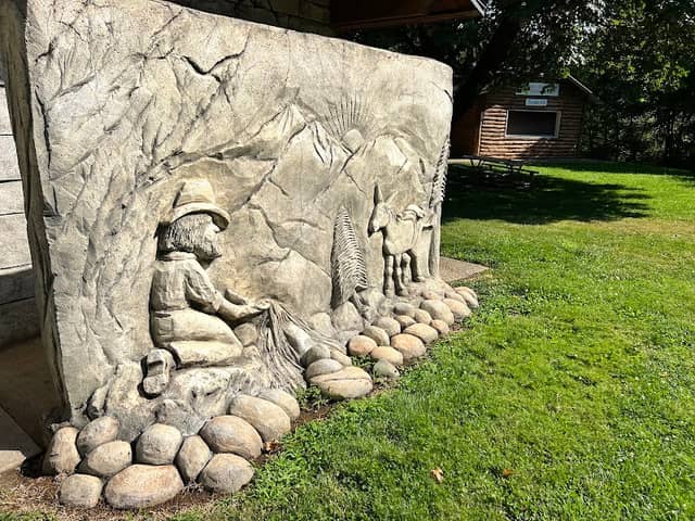 Pioneer Park - Image 2
