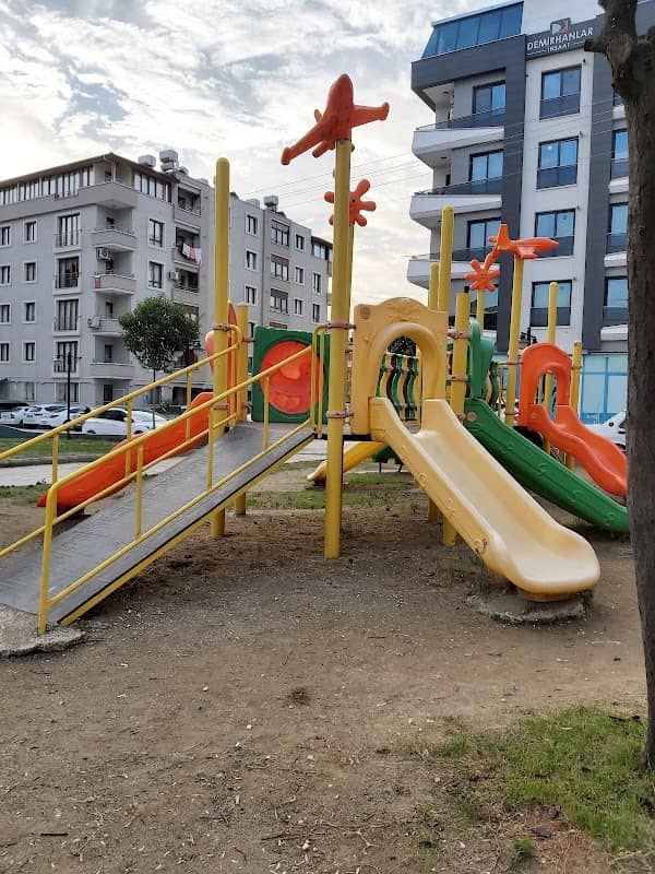 Child park - Image 1