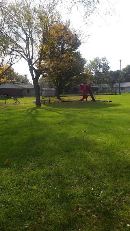 River Manor Park - Image 1