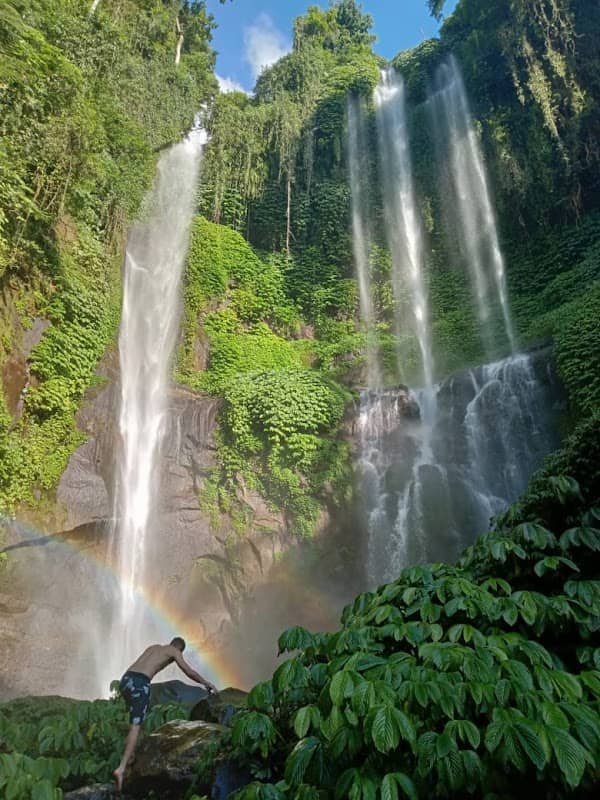 Lemukih Waterfalls - Image 1