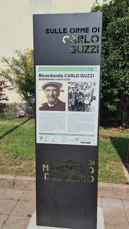 Sulle orme di Carlo Guzzi - Il monumento - Image 1
