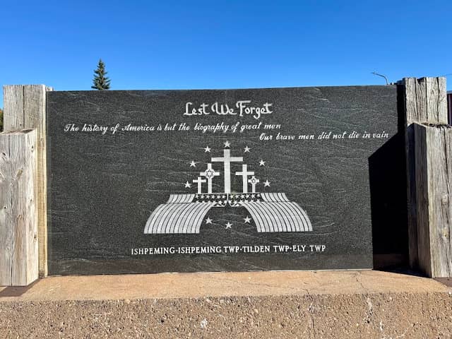 Veterans Memorial - Image 2