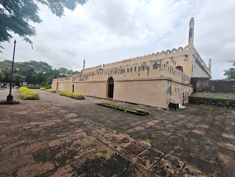 Booz Go Spot Uparkot Fort - Electric Kick Scooter Rides Junagadh - Image 2