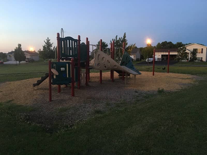 Rolling Meadows East Park - Image 1