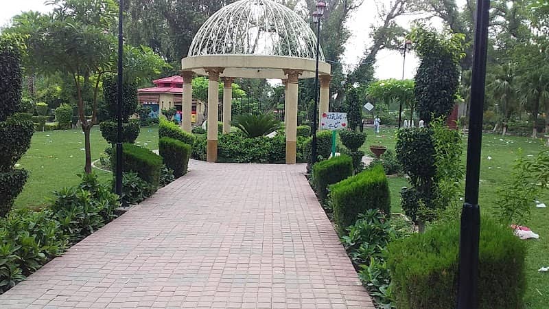 Khalid Bin Waleed Park - Image 1