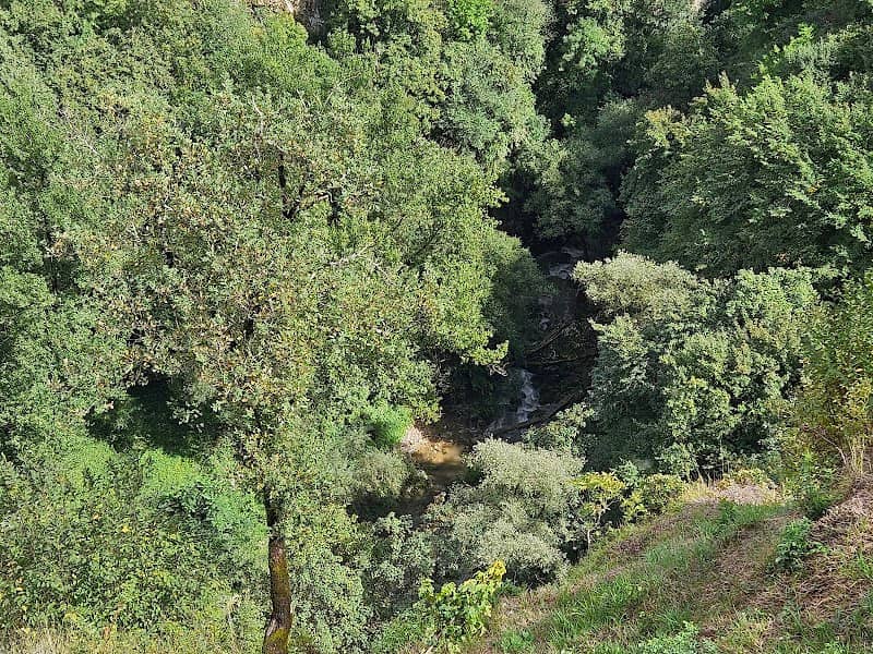 Pazin Panorama Viewpoint of zipline, castle and cave - Image 3