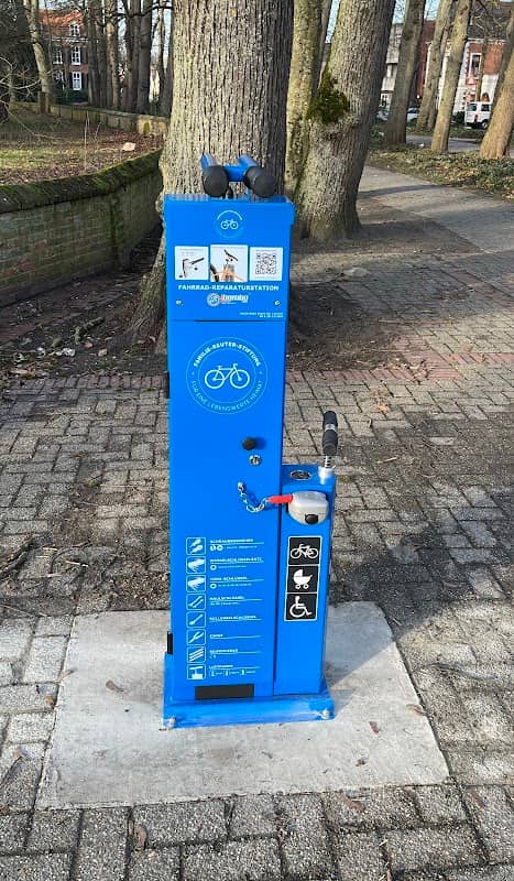 Fahrrad-Reparatur-Station - Image 1