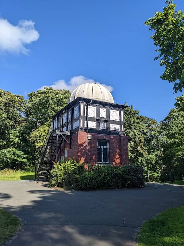 Hesketh Park - Image 1