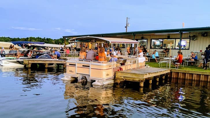 Lake Palestine Resort - Image 1
