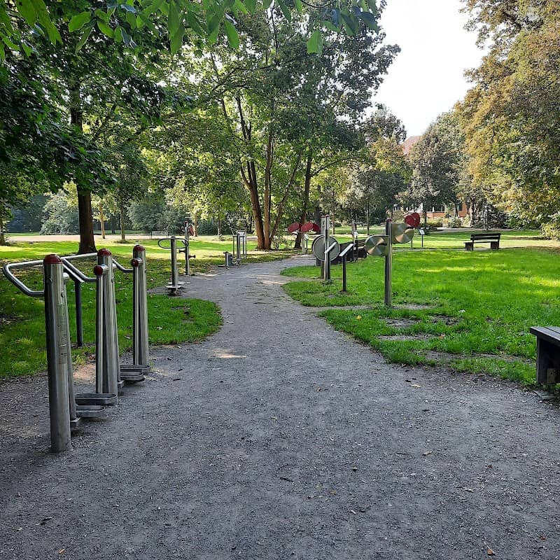 Burgdorf Park - Image 2