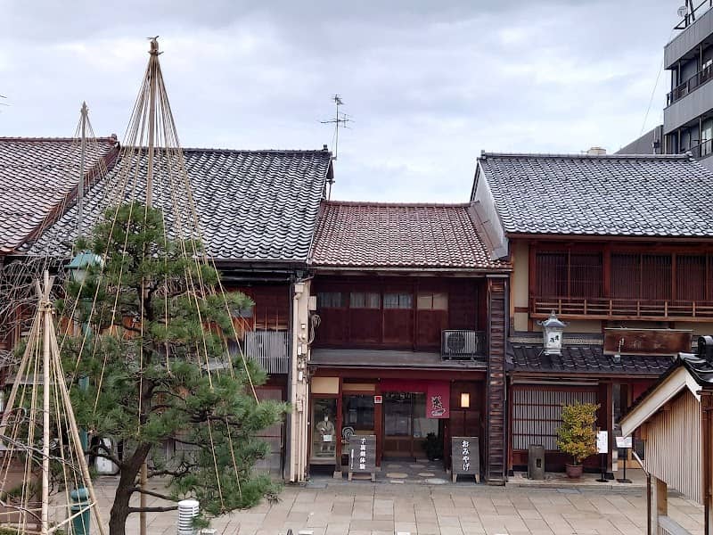 Nishi Chaya District - Image 2