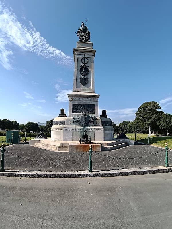 Local heroes of Plymouth sculptures - Image 2