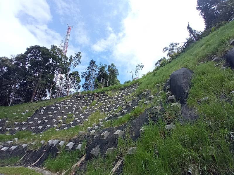 End Trail Bukit Pelindung - Image 1