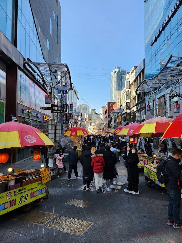 BIFF Street - Image 1