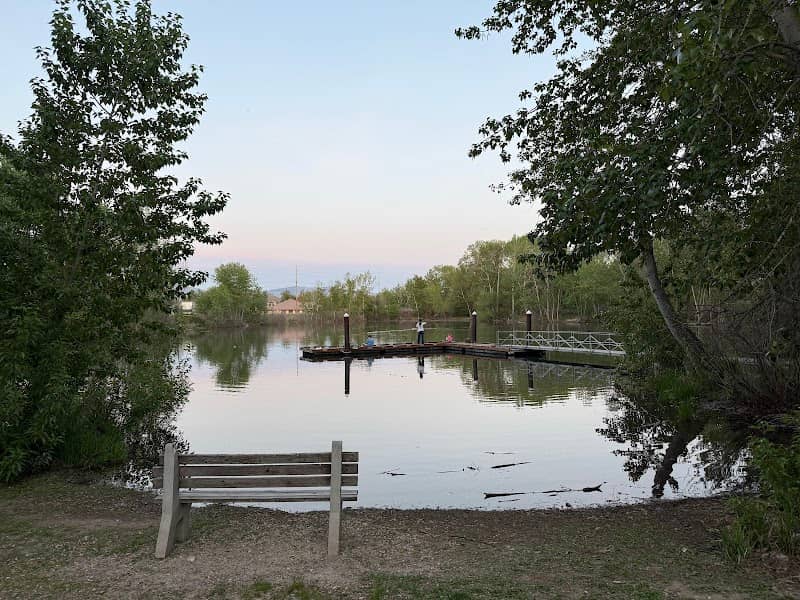 Riverside Park - Image 1