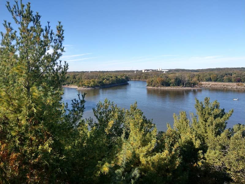 Eagle Cliff Overlook - Image 1
