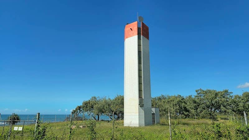 Burnett Heads Lighthouse - Image 1