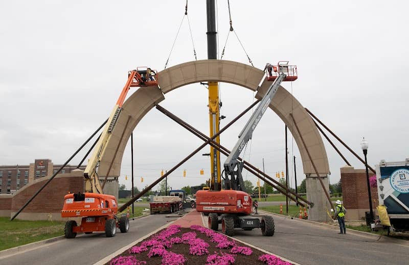Gateway Arch - Adrian College Blvd. - Image 2