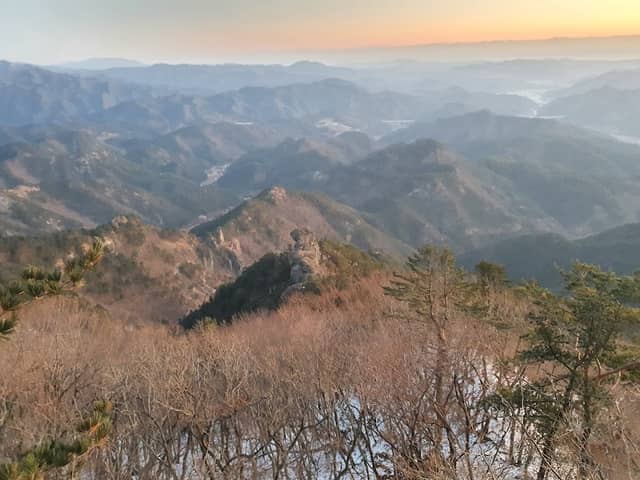 갓바위탐방지원센터 - Image 1