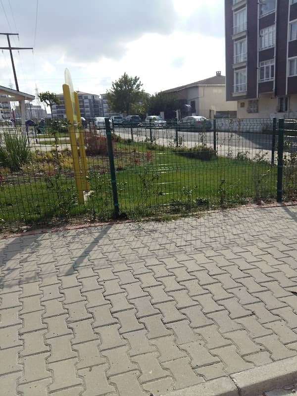 Tarık Akan Parkı - Image 1