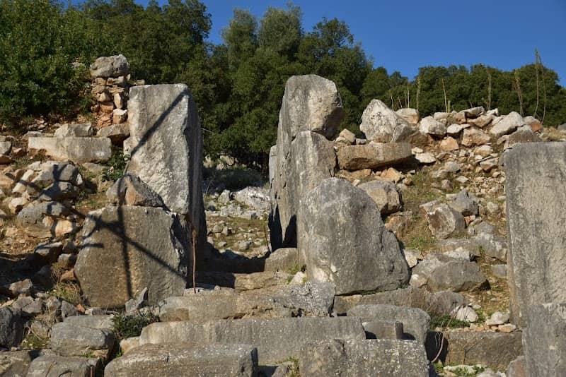 Acropolis of Ancient Sami - Image 1
