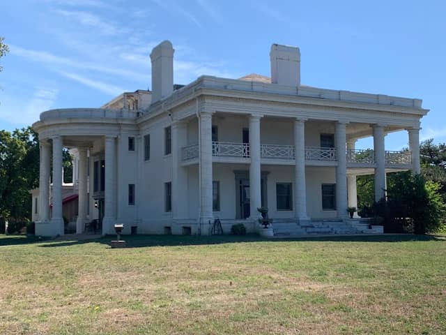 Brown Mansion - Image 2