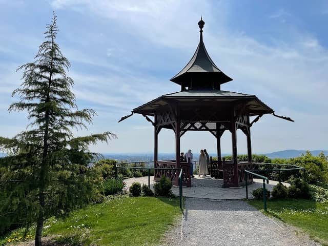 Chinese Pavilion - Image 1