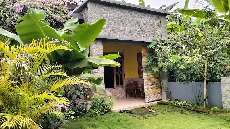 Rumah Ustadz Fakih - Image 1