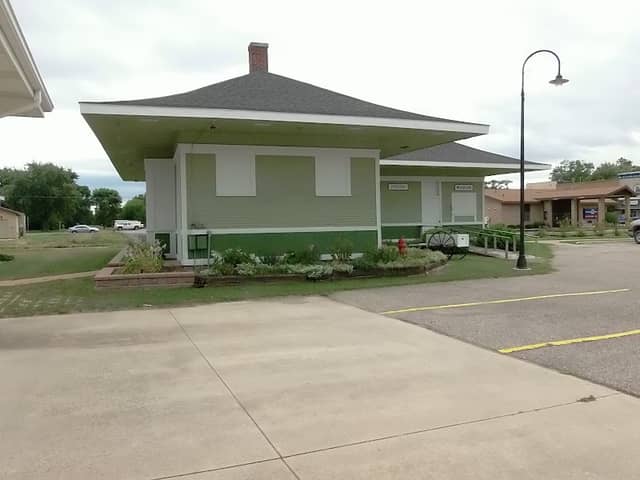 Pigeon Historical Depot - Image 1