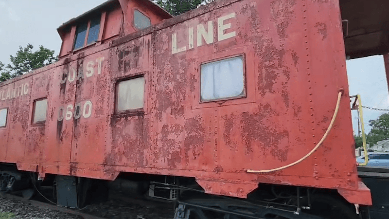 Little Red Caboose and Railroad Section House - Image 1