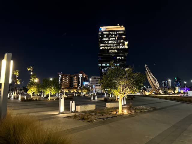 Candles Plaza - Image 1