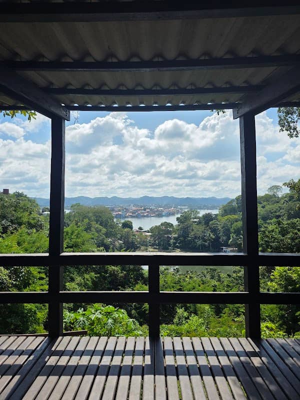 Mirador - Image 1