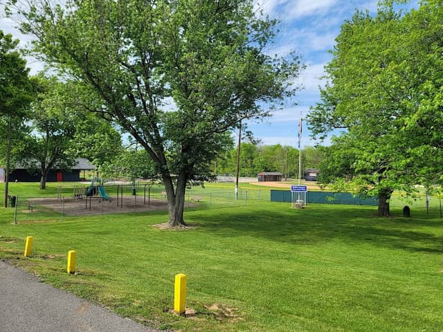 University Drive Park - Image 1