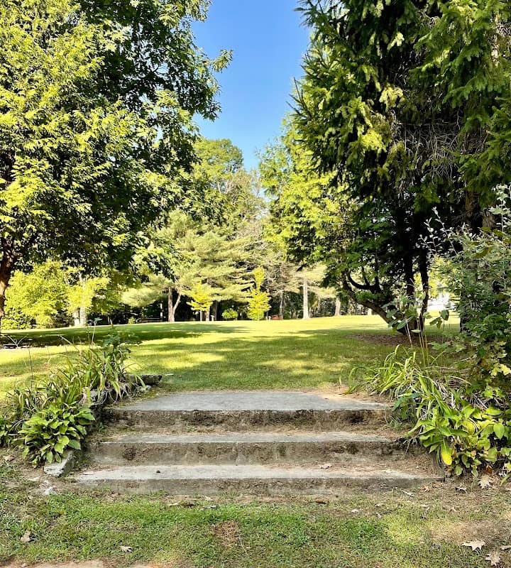 Myers park - Image 1