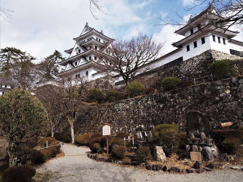 郡上八幡城 およし塚 - Image 1