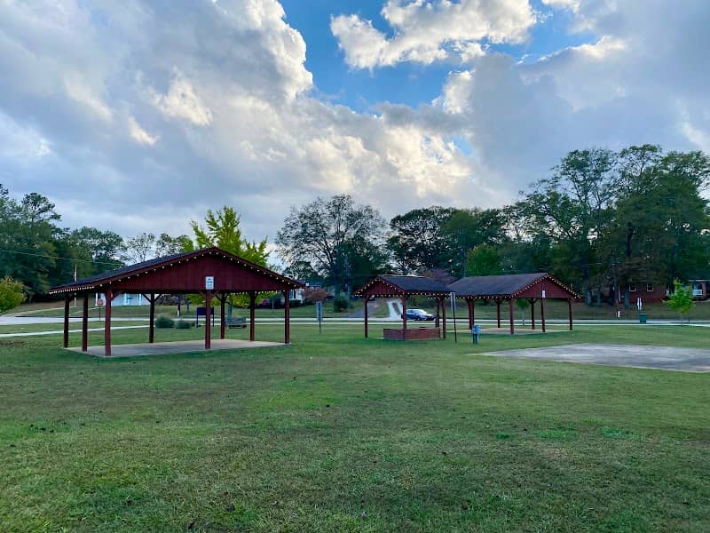 Veteran's Park - Image 2