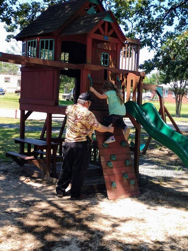 Avinger Community Park - Image 1