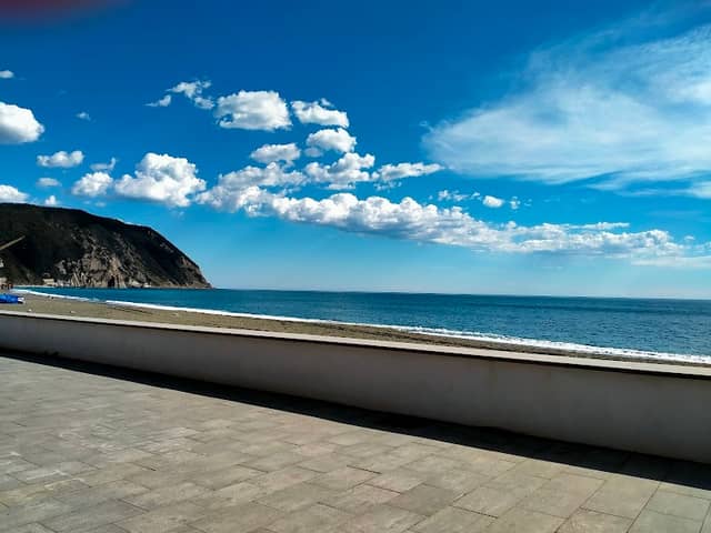 Riva Trigoso - Image 1
