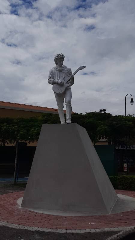 Estatua de John Lennon - Image 1