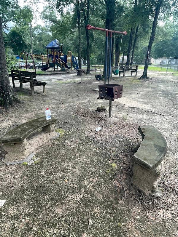 Dixon Park - Image 1