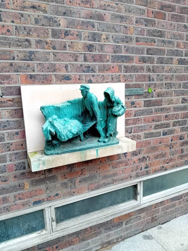 Returning from work sculpture - Image 1