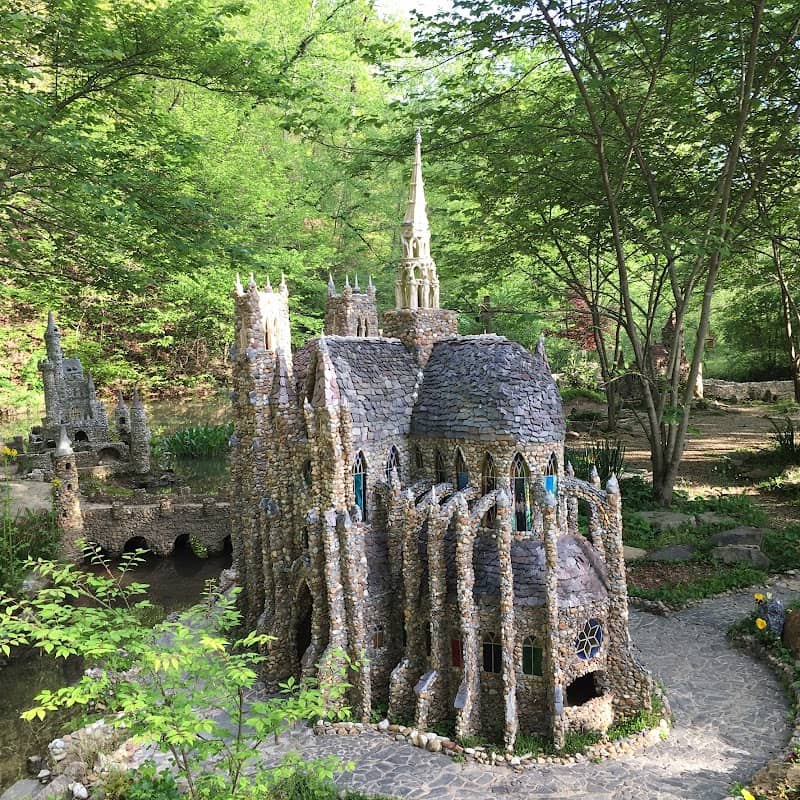 Rock Garden, Calhoun - Image 1