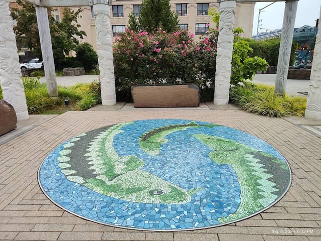 Garden of Surging Waves - HERITAGE SQUARE - Image 2
